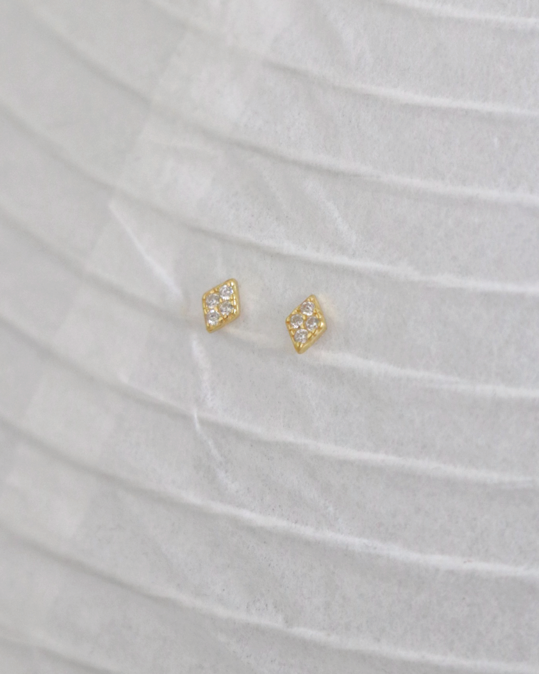 The Veronica Geometric Studs